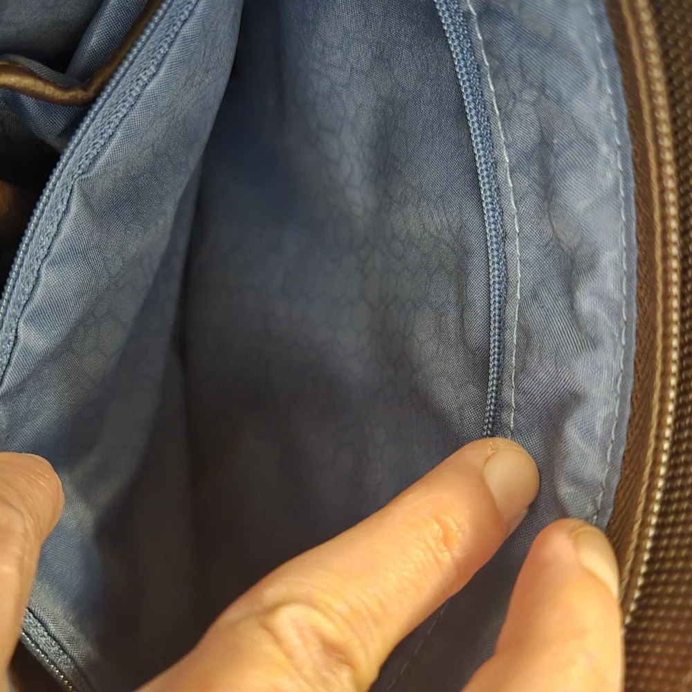 Roncato Correspondent Bag - Picture 11 of 16